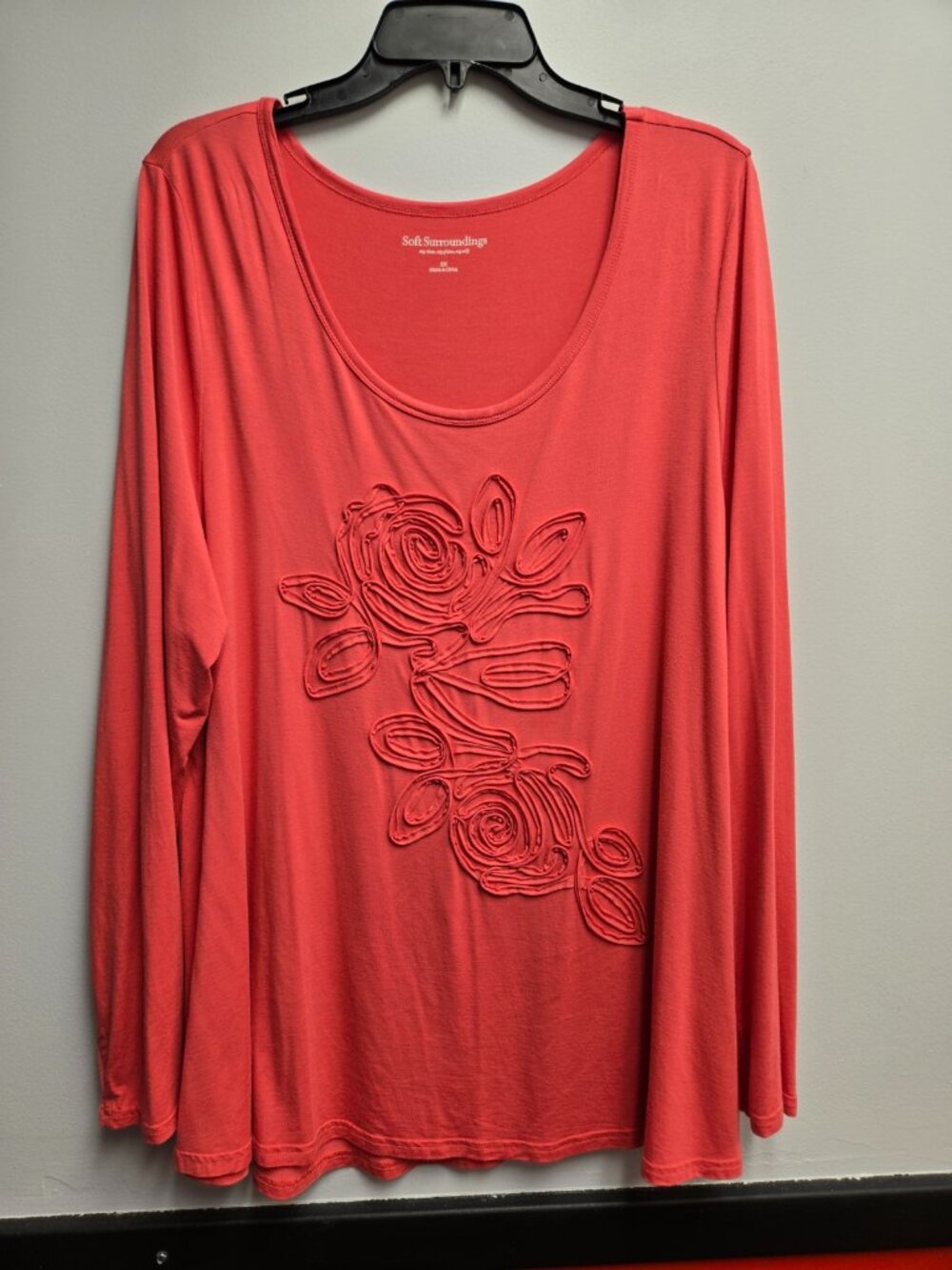 Soft Surroundings 2X Top Floral 3D Applique Knit Long Sleeve Coral Pink Plus